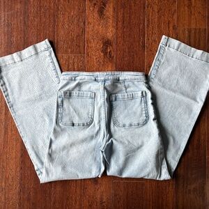 Women’s Flare Jeans